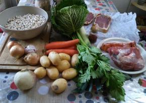 Pour cette St Daniel, de la beuchigue, concours de garbure, concert de la St patronne des musicos et un groupe de BeatBox déboule sur Enjoy40.